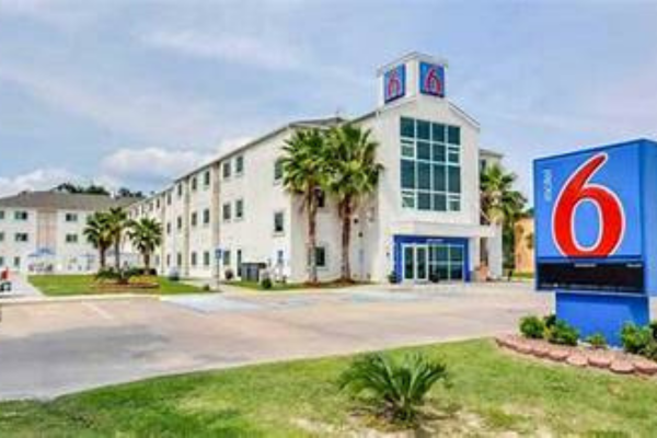 Motel 6 Hotel Near Me