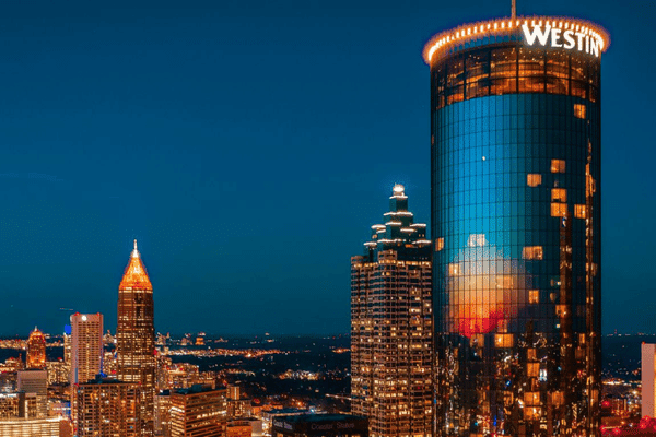 You are currently viewing 🏨 10 Unforgettable Reasons to Stay at The Westin Peachtree (Atlanta’s Sky-High Gem)